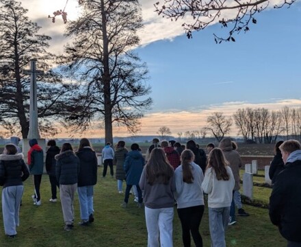 594421073 1290370713107920 3215810055704334875 n